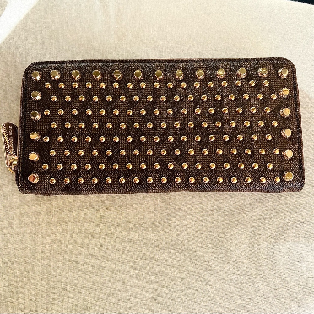 Michael Kors women leather wallet